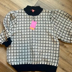 THML Black/white short sleeve sweater